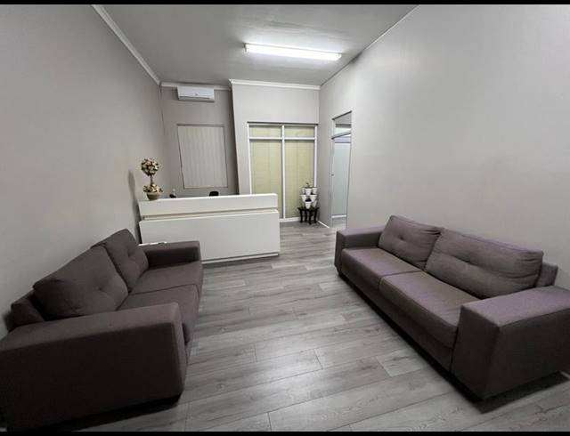 OFFICE FOR SALE IN CLARENDON